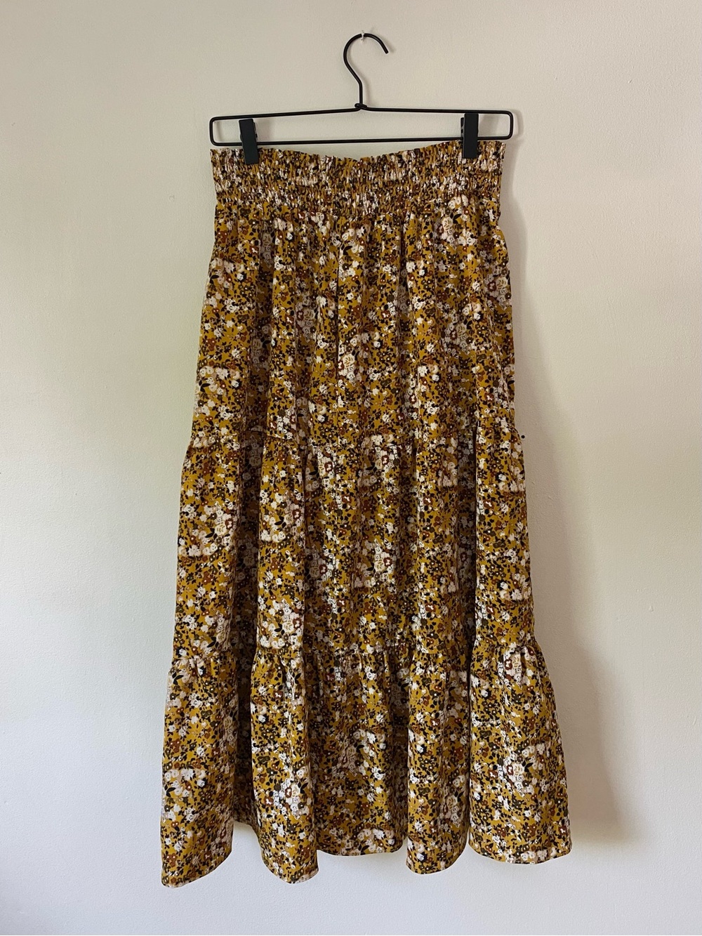 Women’s Love Olive Co Mustard Floral Elastic Waist Skirt